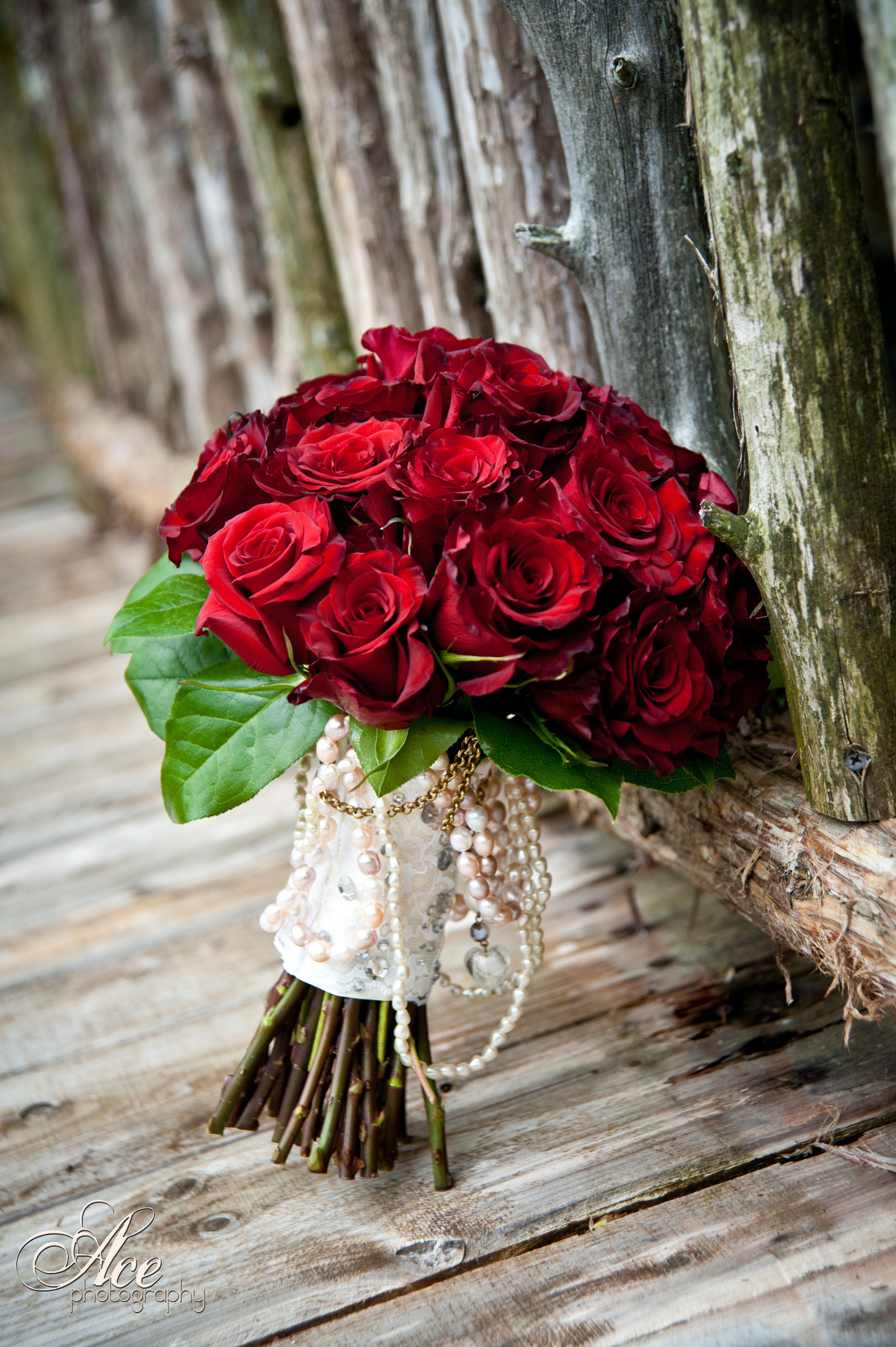 enchanted florist ace photography red rose bouquet